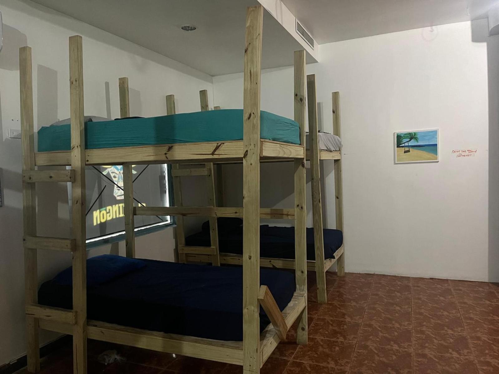 Beach Dorms San Juan Exterior photo